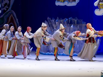 Новогодняя кампания в Астраханском ТЮЗе в самом разгаре