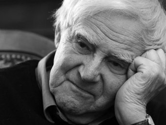 ТЮЗ приглашает астраханцев на вечер памяти Даниила Гранина