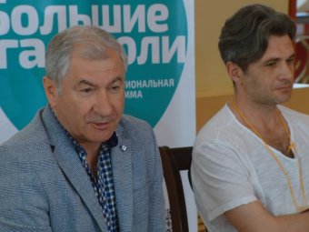 7 спектаклей привезли хабаровские артисты в Астрахань (Видео)