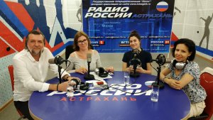На «Радио России» рассказали о главной премьере этого лета в ТЮЗе – спектакле «НЕ ЗНАЙ-КА!» (6+).