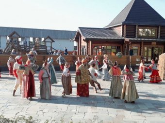 ТЮЗ создал в Кремле атмосферу русской народной сказки