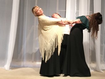 На сцене Астраханского ТЮЗа документальная исповедь