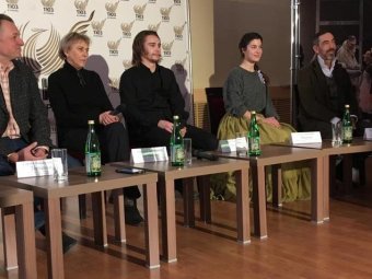 Астраханским СМИ и блогерам рассказали о премьере в ТЮЗе