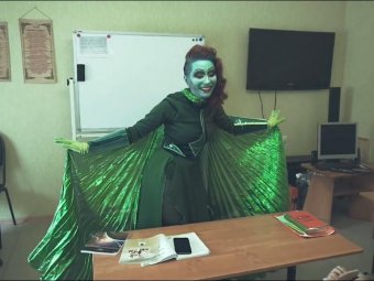 Астраханский ТЮЗ приглашает в «Театральную семью»!