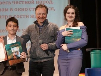 В ТЮЗе состоялось открытие фестиваля – конкурса “Театральная семья”