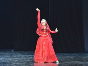 Магия народного танца на сцене ТЮЗа