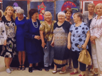 Астраханских пенсионеров пригласили в ТЮЗ