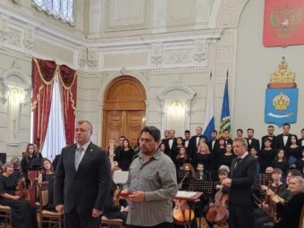 Поздравляем заведующего радио цехом Астраханского ТЮЗа с получением награды