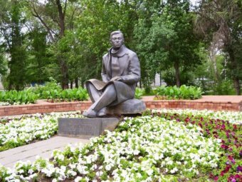 90 лет назад в Астрахань приехал Муса Джалиль