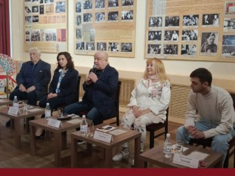 Представители Тульского ТЮЗа ответили на вопросы астраханских журналистов