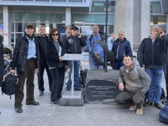 Наш самолет в культурной столице, но крылья у театра — астраханские!
